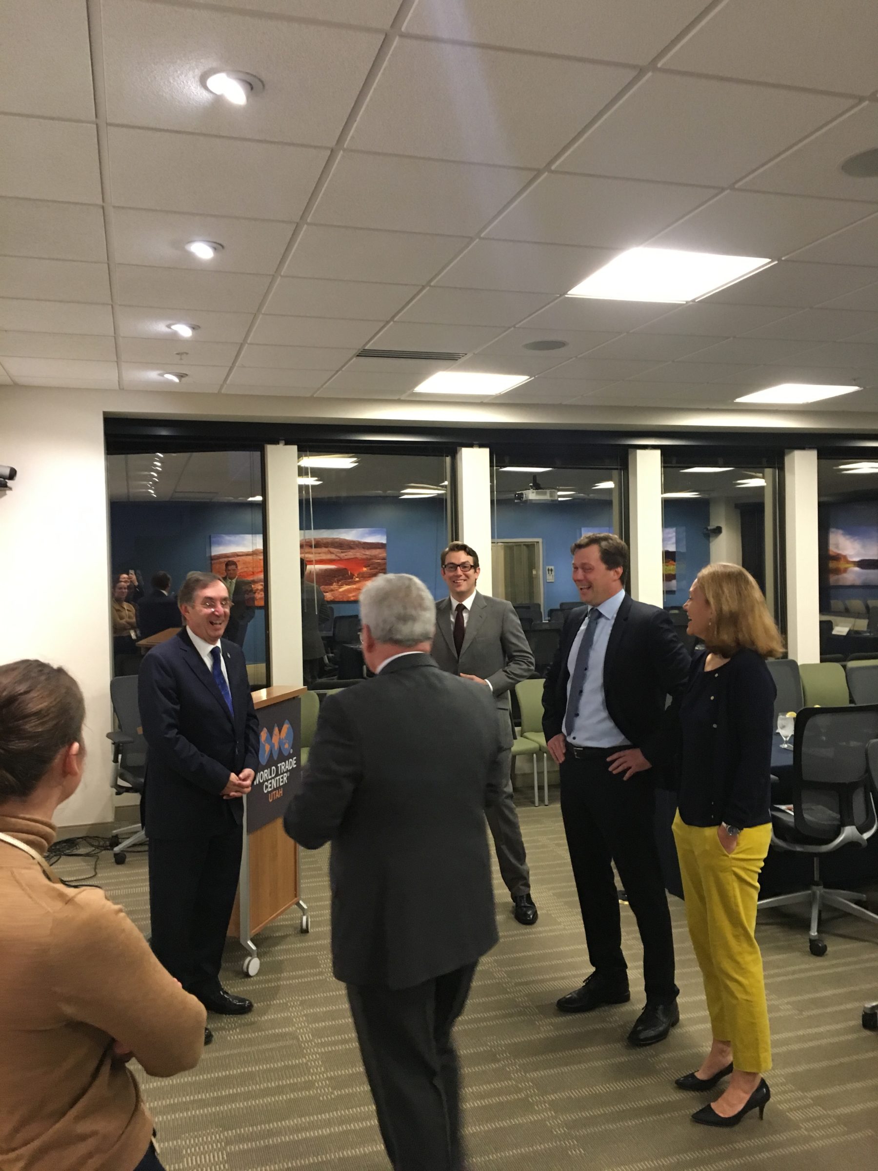 Lord Browne, Julie Smith, Ambassador Lose, and Mark Newton chat with Franz Kolb from the Utah Governor's Office of Economic Development 